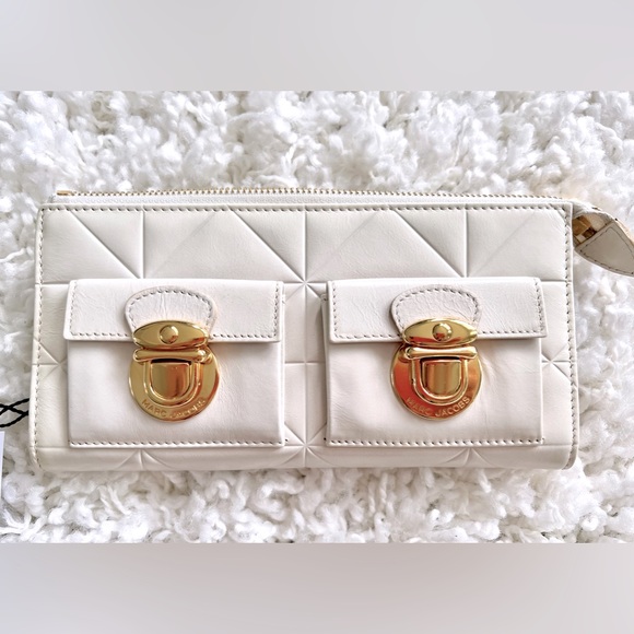 MARC JACOBS**SOLD**Zip Clutch Calf Leather Wallet in Ivory + Gold Hardware NEW💕 - Picture 6 of 6